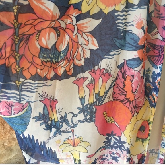 Back in Stock!! Passionflower Floral Kimono - Picture 7 of 8